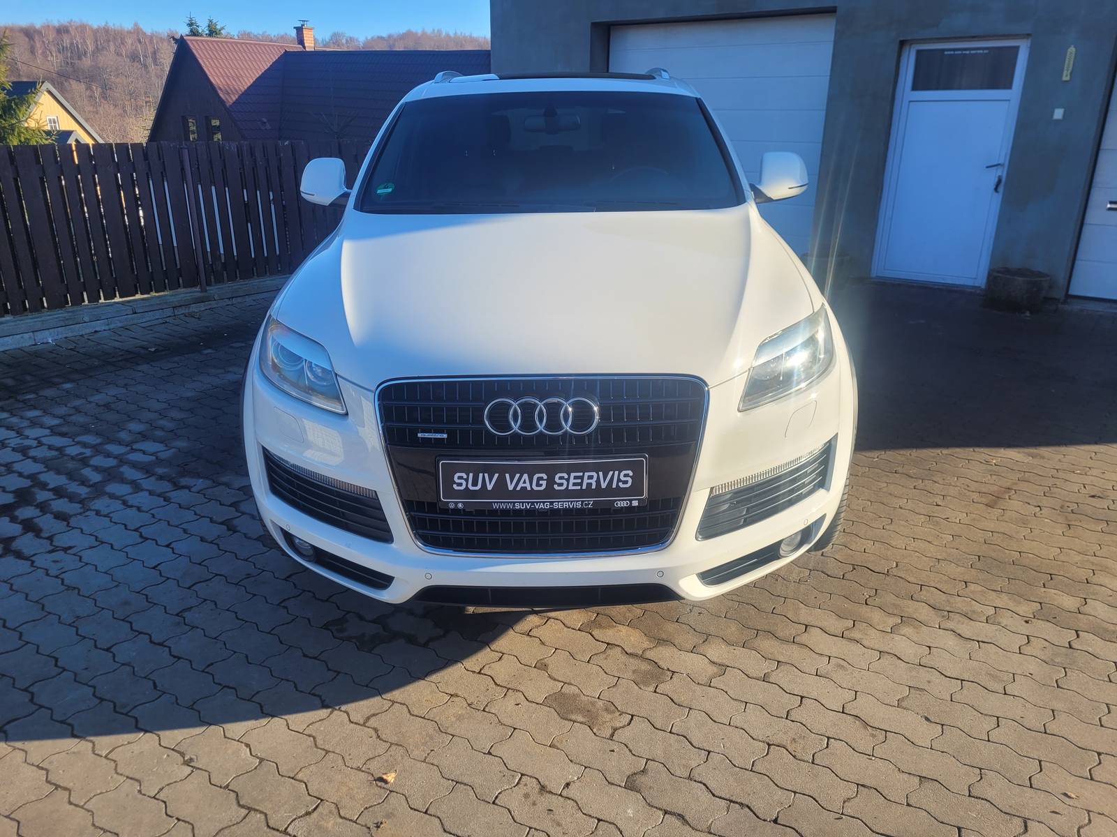 Audi Q7, Audi Q7 3.0TDI S-Line SERVISKA